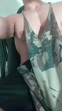 sexy fit guy on cam online show from 1, 12, 2025