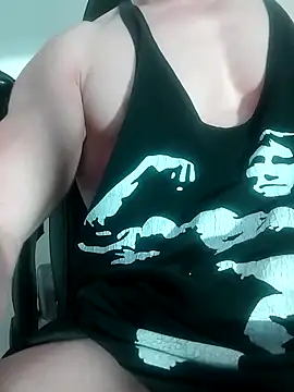 Snapshot of sexy_fit_guy_on_cam chatting on 18, 9, 2025 sexy fit guy on cam online show from 18, 9, 2025