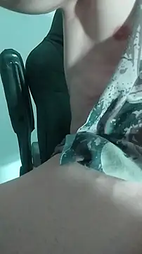 sexy fit guy on cam online show from 16, 4, 2026