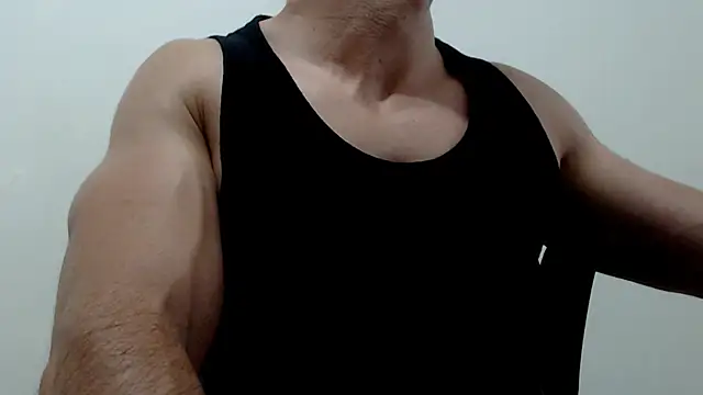 Snapshot of sexy_fit_guy_on_cam chatting on 26, 9, 2025 sexy fit guy on cam online show from 26, 9, 2025