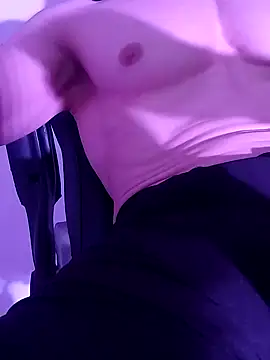 Snapshot of sexy_fit_guy_on_cam chatting on 23, 1, 2025 sexy fit guy on cam online show from 23, 1, 2025