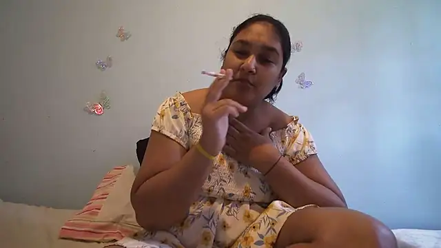 Snapshot of Indianbloom- chatting on 21, 9, 2025 Indianbloom- online show from 21, 9, 2025
