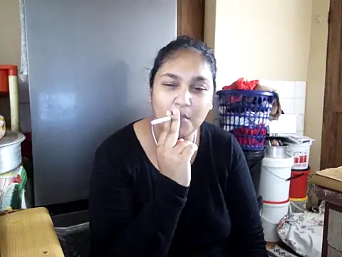 Snapshot of Indianbloom- chatting on 13, 9, 2025 Indianbloom- online show from 13, 9, 2025