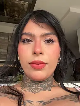 curvyliciousss online show from 19, 11, 2025