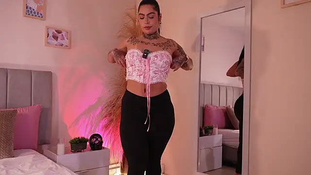 curvyliciousss online show from 12, 10, 2025