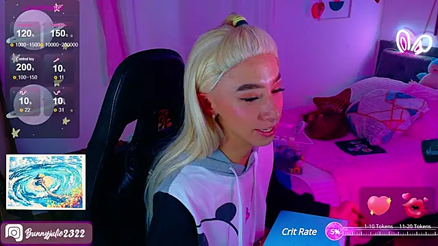 Littlebunny21 online show from 6, 2, 2025