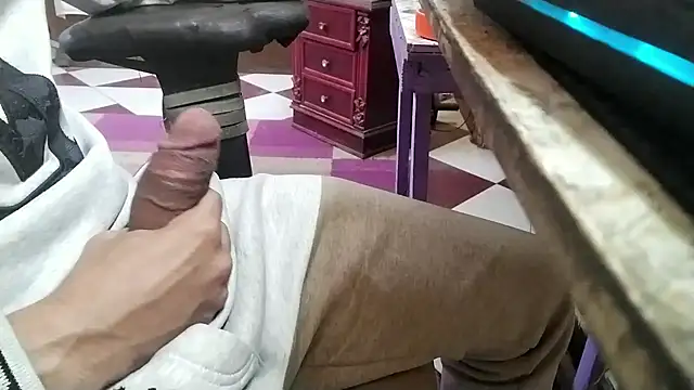 growing20yo online show from 19, 3, 2026