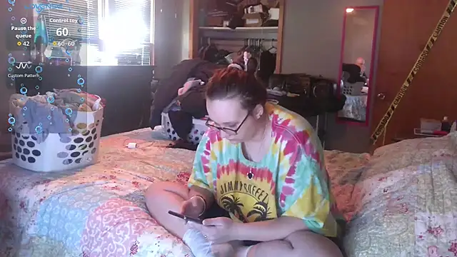 Snapshot of ZeTurtleMaster chatting on 4, 11, 2025 ZeTurtleMaster online show from 4, 11, 2025