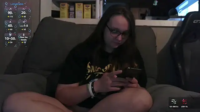 Snapshot of ZeTurtleMaster chatting on 19, 10, 2025 ZeTurtleMaster online show from 19, 10, 2025