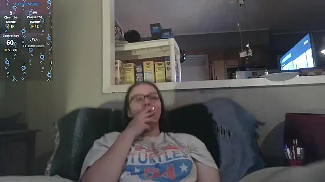 Snapshot of ZeTurtleMaster chatting on 2, 12, 2025 ZeTurtleMaster online show from 2, 12, 2025