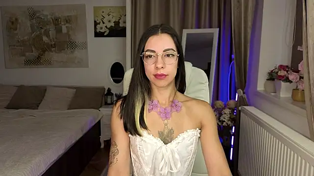 Snapshot of silver_eve chatting on 7, 10, 2025 silver eve online show from 7, 10, 2025