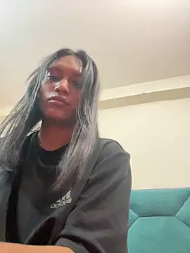 DarlingJenny22 online show from 4, 4, 2026