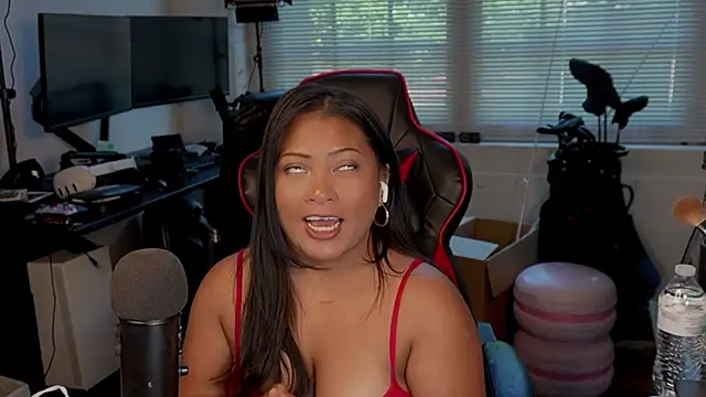 Bubbleliyah online show from 16, 4, 2026