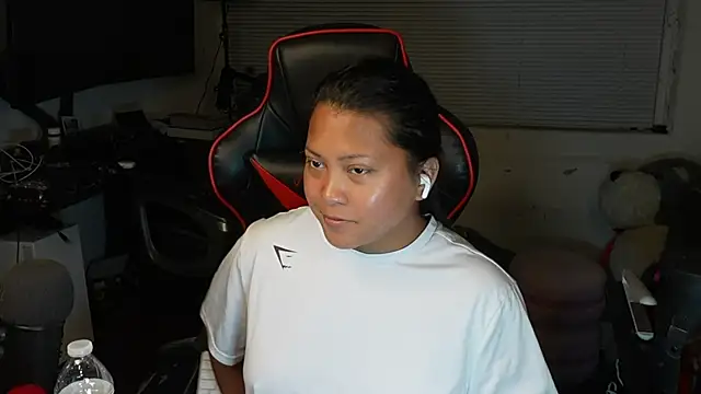 Bubbleliyah online show from 5, 4, 2026