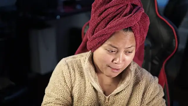 Bubbleliyah online show from 2, 12, 2024