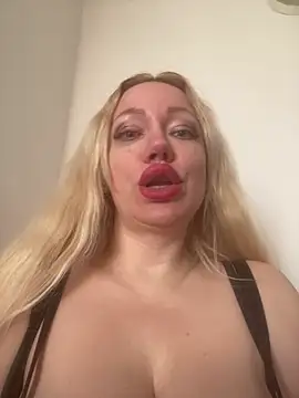 SofiaJoy online show from 13, 3, 2026