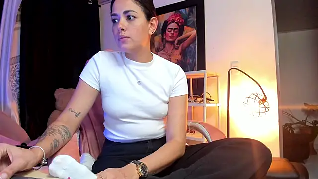 KimberlySaen online show from 18, 7, 2026