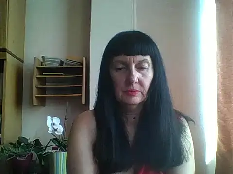 MelanyBanks online show from 10, 9, 2025