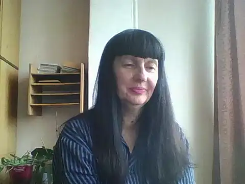 MelanyBanks online show from 12, 11, 2025