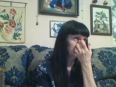 MelanyBanks online show from 12, 4, 2026