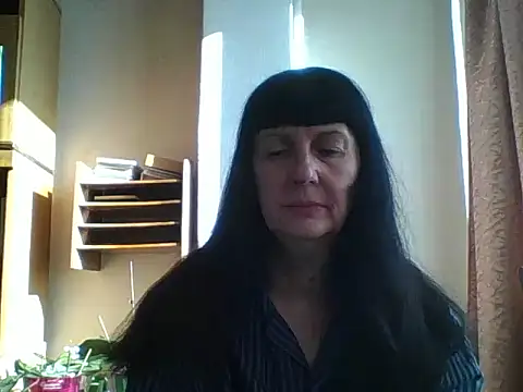 MelanyBanks online show from 3, 11, 2025