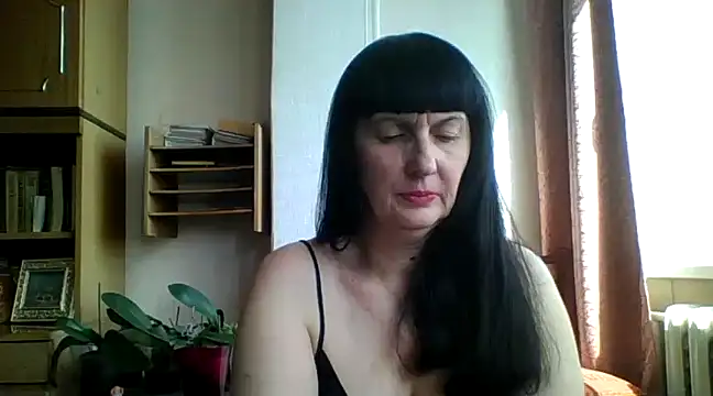 MelanyBanks online show from 11, 3, 2025