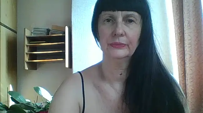 MelanyBanks online show from 8, 3, 2025