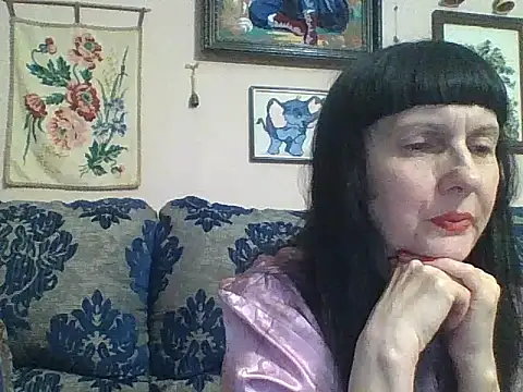 MelanyBanks online show from 7, 4, 2026