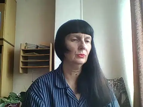 MelanyBanks online show from 11, 10, 2025