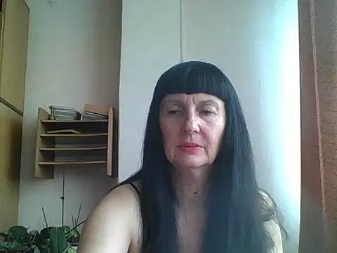 MelanyBanks online show from 12, 9, 2025