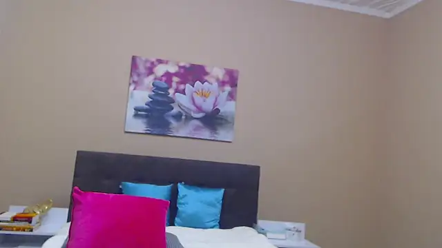 Gia888888 online show from 11, 11, 2025