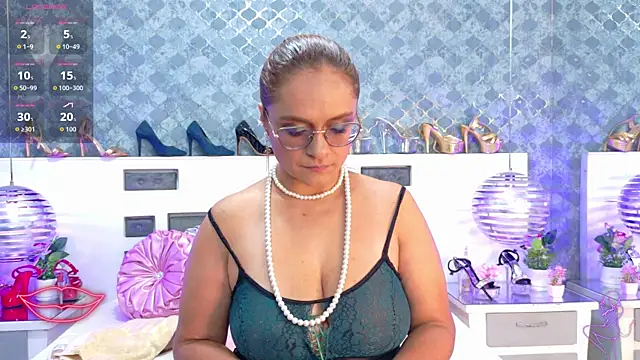 MarilynVega1 online show from 29, 9, 2025
