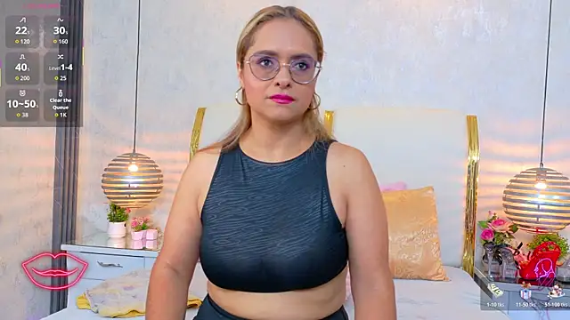 MarilynVega1 online show from 15, 6, 2026