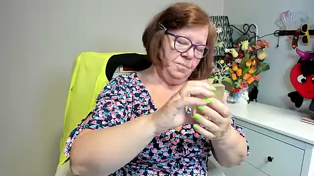 Snapshot of Adelewildx chatting on 27, 5, 2026 Adelewildx online show from 27, 5, 2026