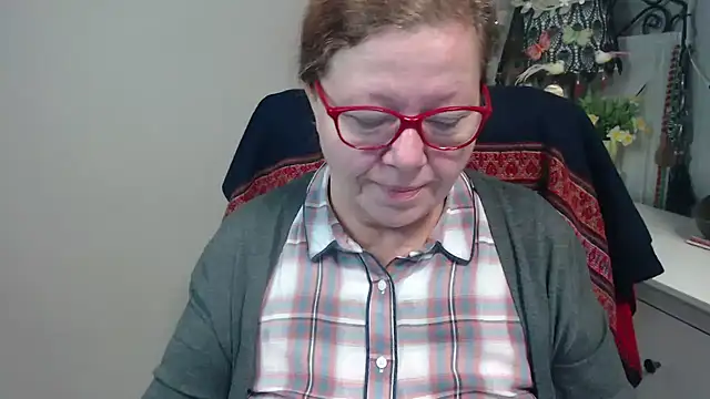 Adelewildx online show from 13, 11, 2025