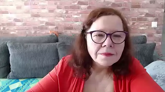 Adelewildx online show from 15, 3, 2025