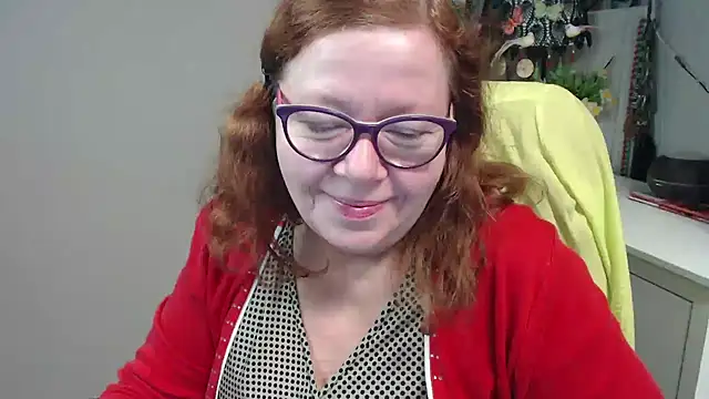 Adelewildx online show from 4, 12, 2025