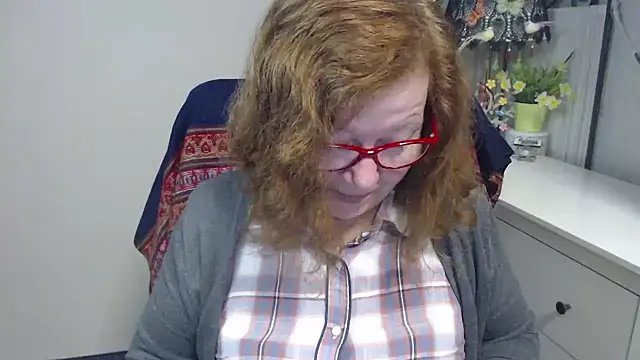 Adelewildx online show from 22, 10, 2025