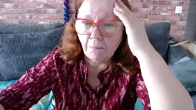 Adelewildx online show from 17, 12, 2025