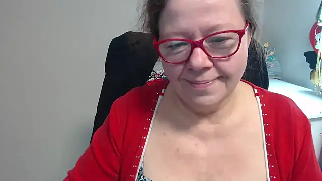 Adelewildx online show from 18, 2, 2025