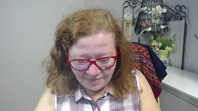 Adelewildx online show from 30, 10, 2025