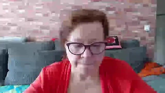Adelewildx online show from 9, 3, 2025