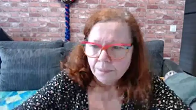 Adelewildx online show from 21, 12, 2025