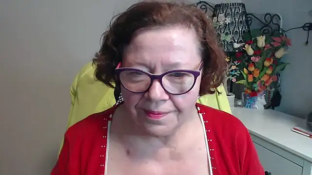 Snapshot of Adelewildx chatting on 27, 4, 2026 Adelewildx online show from 27, 4, 2026