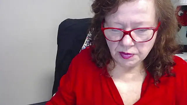 Adelewildx online show from 13, 3, 2025