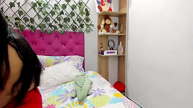 BellaBellosinia online show from 7, 2, 2026