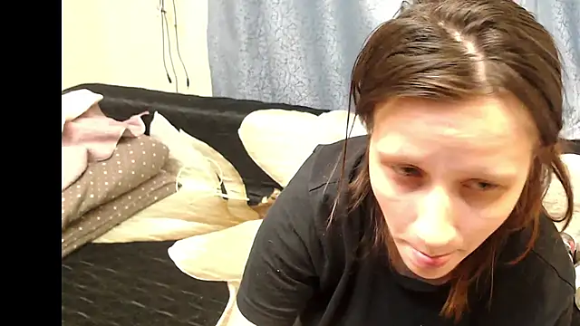 Snapshot of alisacucumber chatting on 19, 2, 2025 alisacucumber online show from 19, 2, 2025