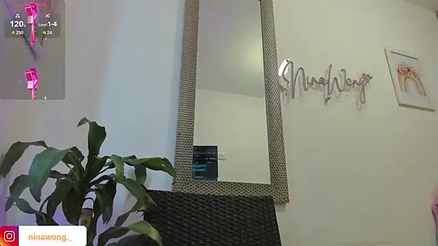 NinaWong online show from 6, 4, 2026