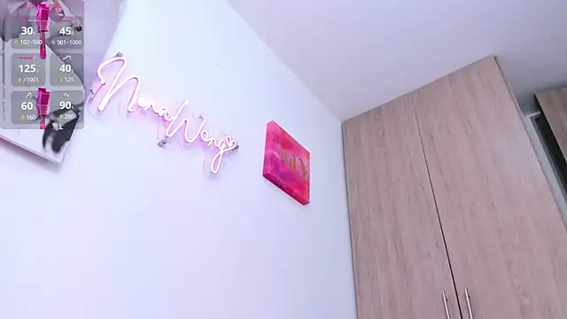 NinaWong online show from 26, 2, 2025