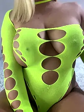 Liiaa online show from 9, 11, 2025